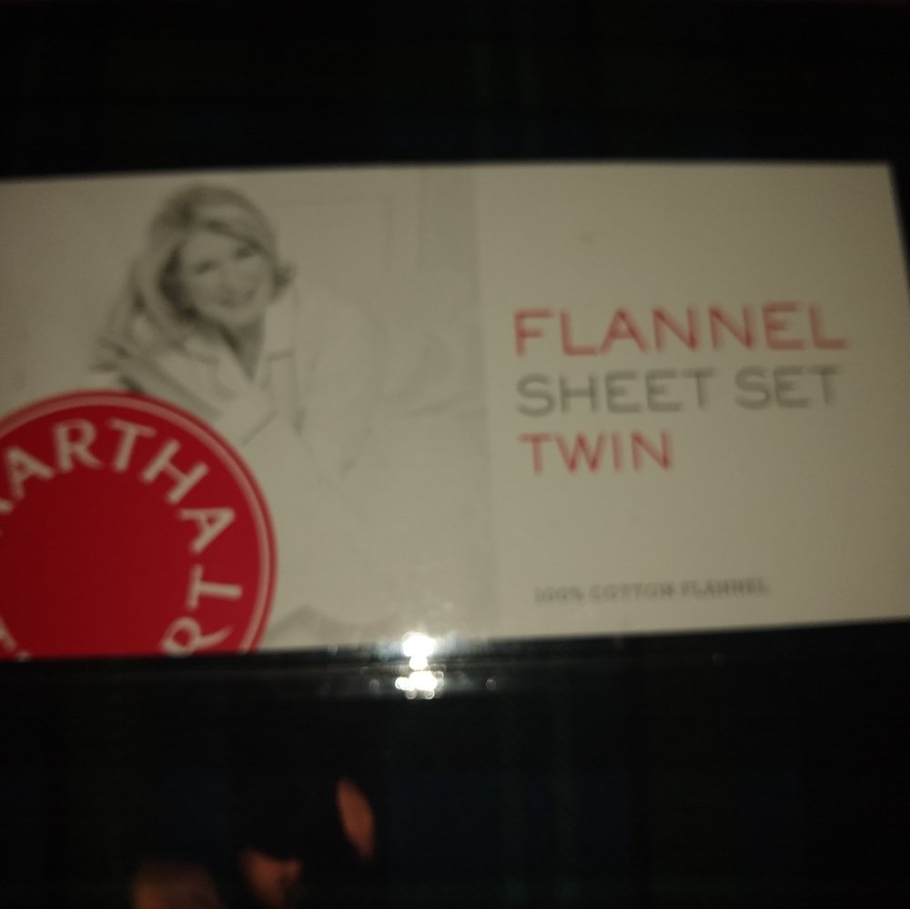 New Twin size flannel sheets set.